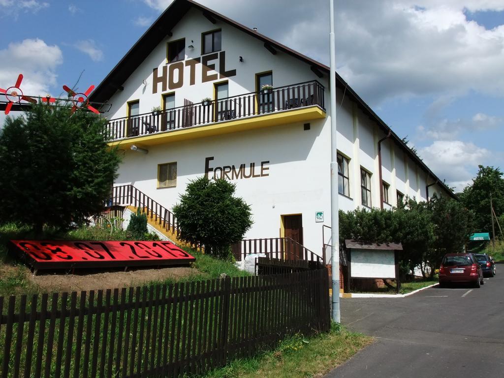 Hotel Formule Decin Ngoại thất bức ảnh