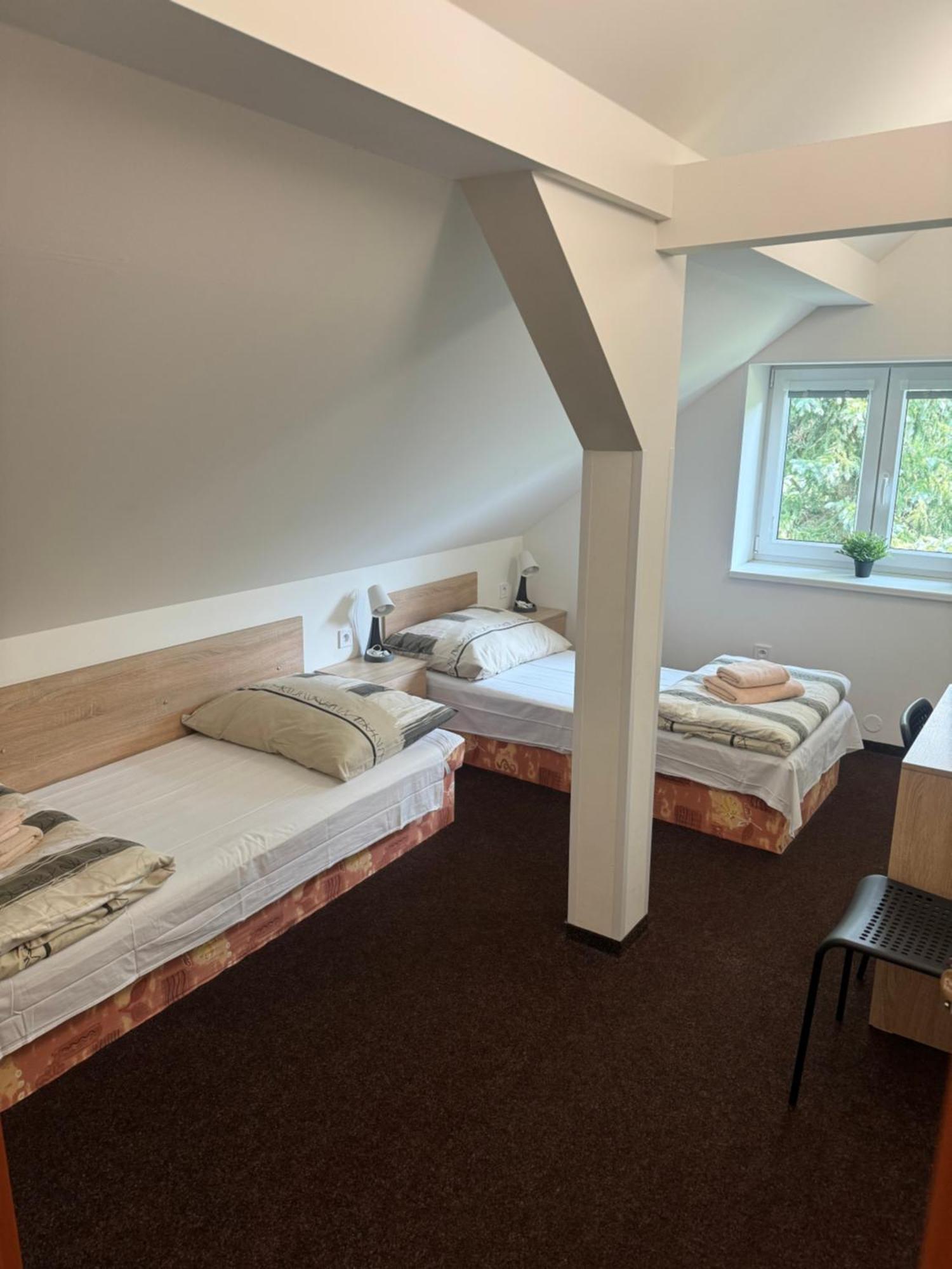 Hotel Formule Decin Ngoại thất bức ảnh