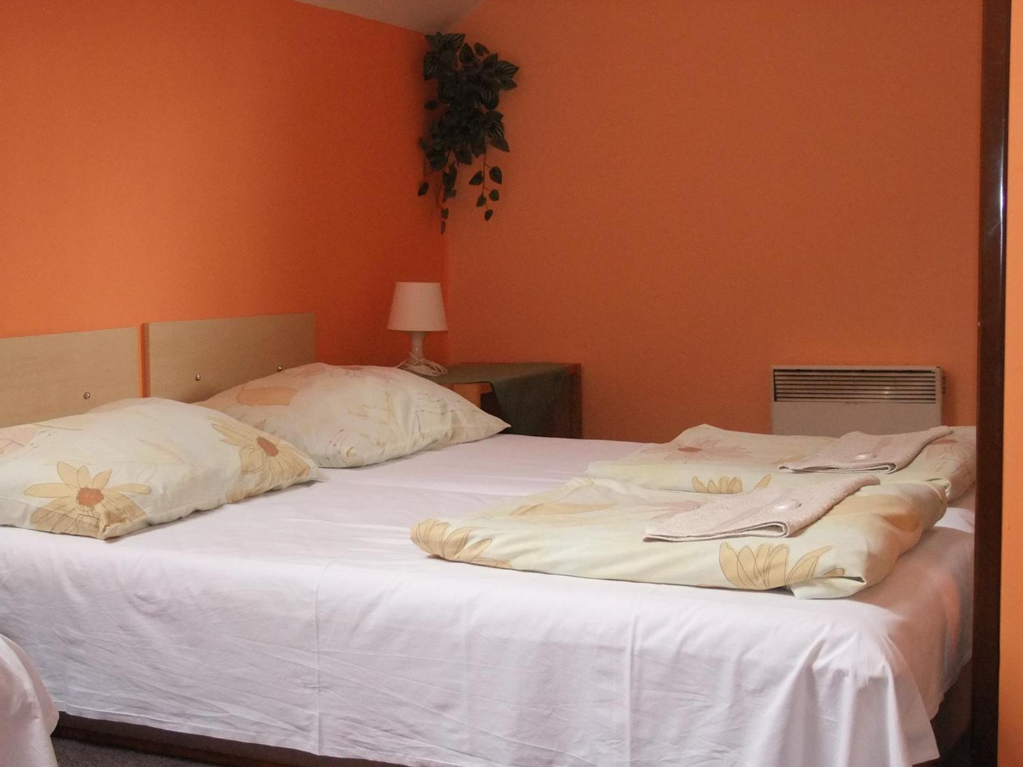 Hotel Formule Decin Ngoại thất bức ảnh