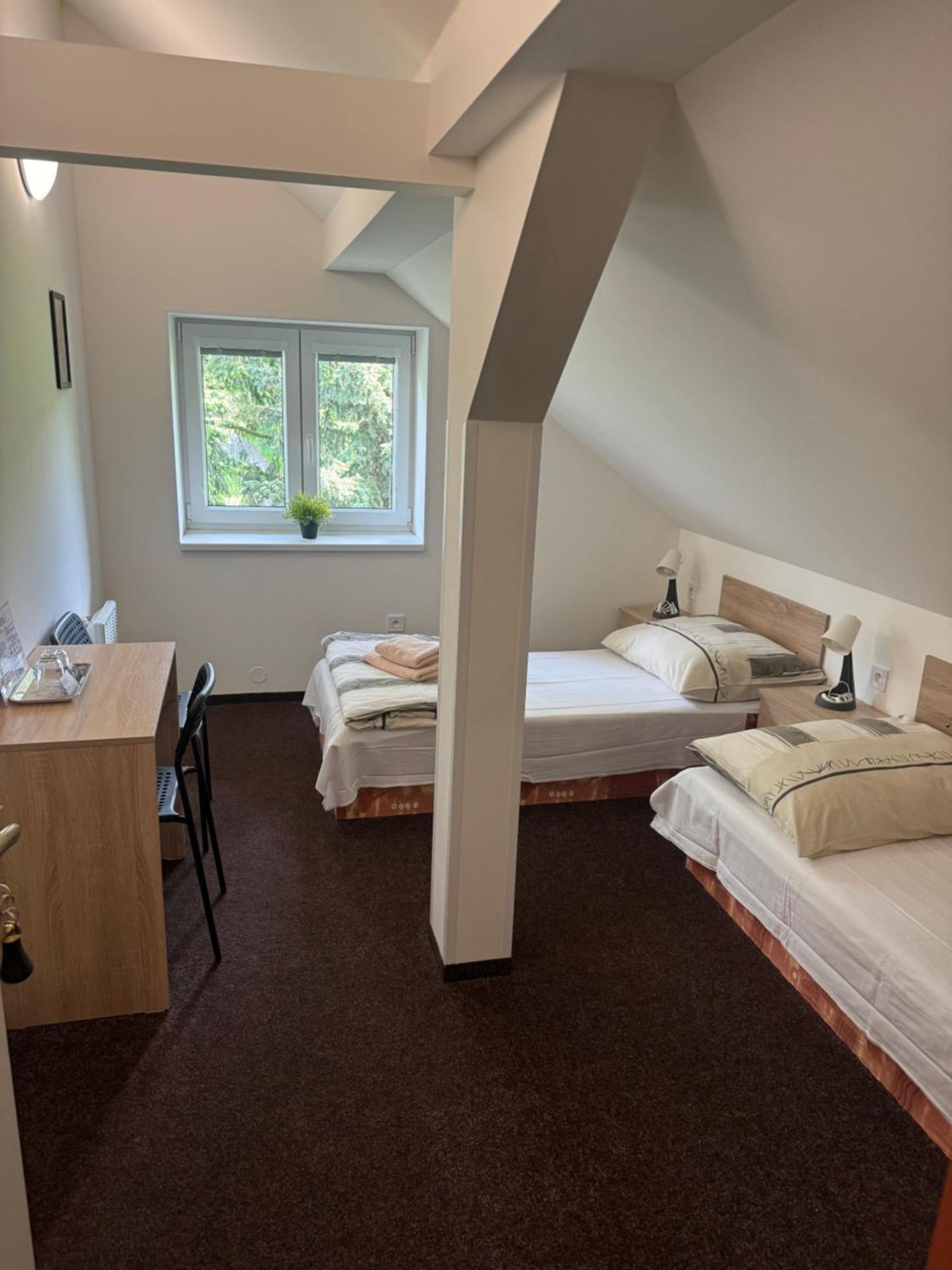 Hotel Formule Decin Ngoại thất bức ảnh