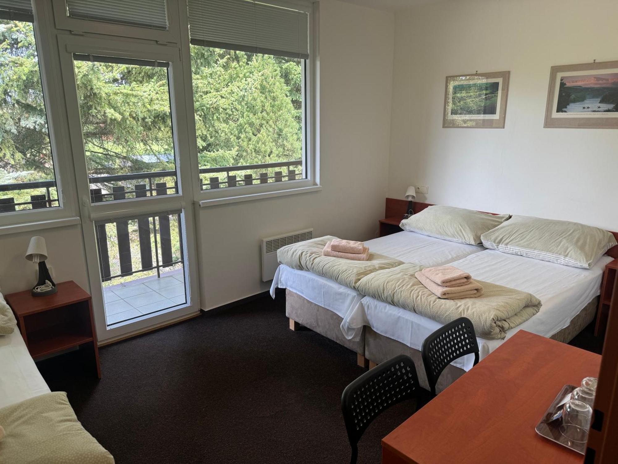 Hotel Formule Decin Ngoại thất bức ảnh